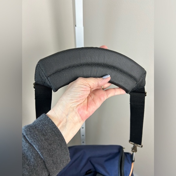 Luggage L.L. Bean Utility Adventurer Mini Duffle Bag Carryon Navy Leather Accent - Picture 11 of 12